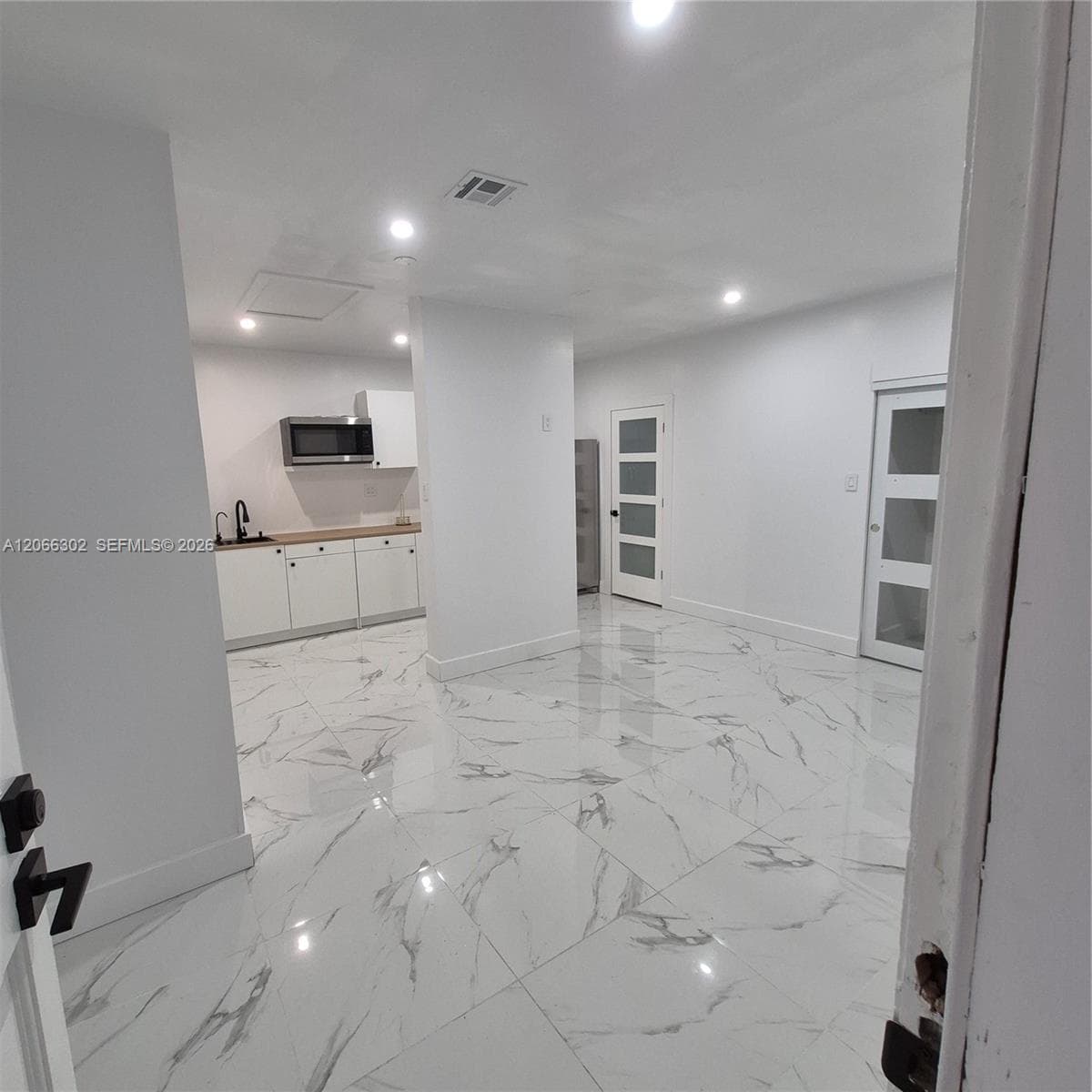 8220 NW 199th St # 8220, Hialeah, FL 33015