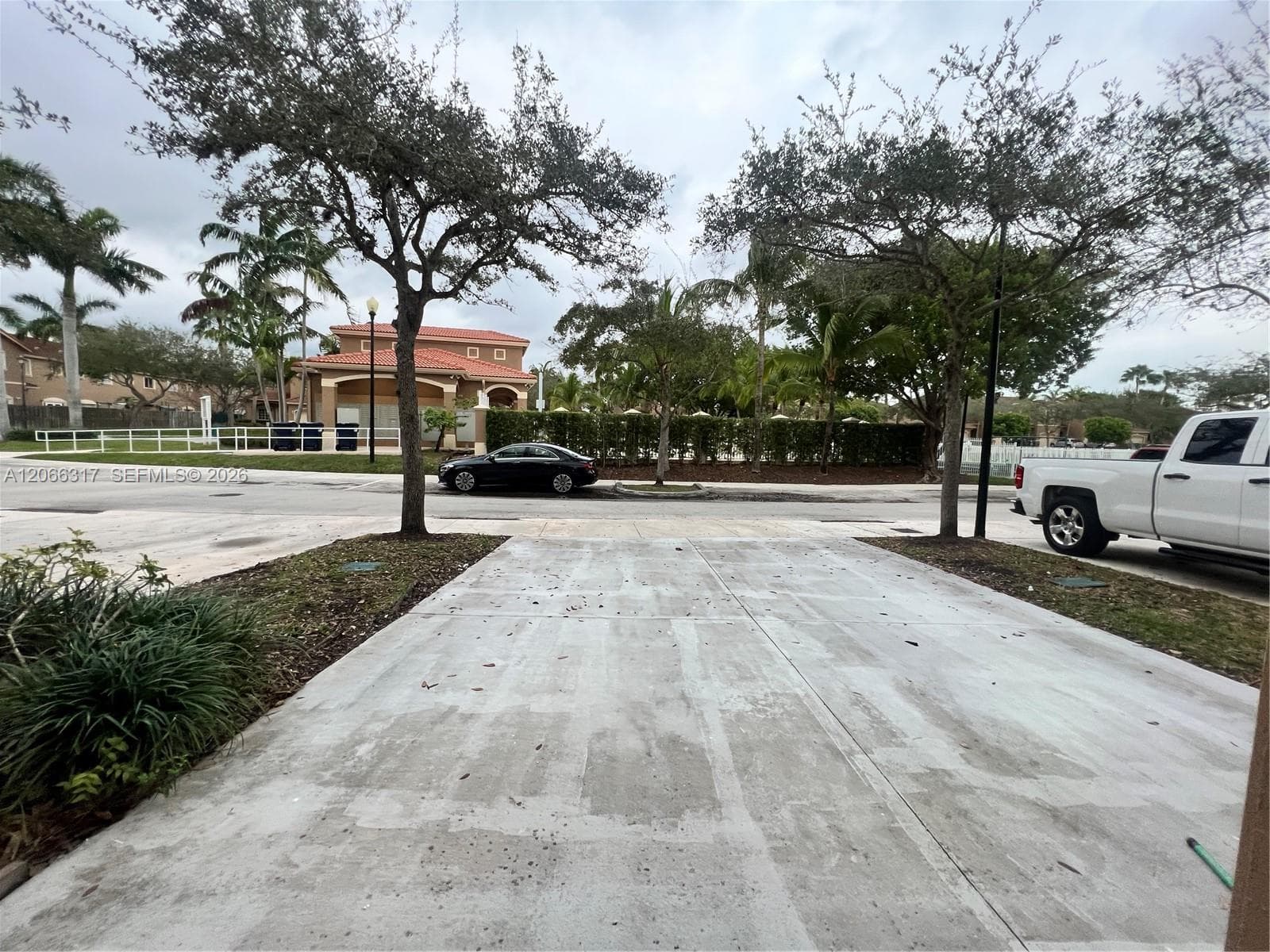 8564 SW 214th Way, Cutler Bay, FL 33189 photo 5