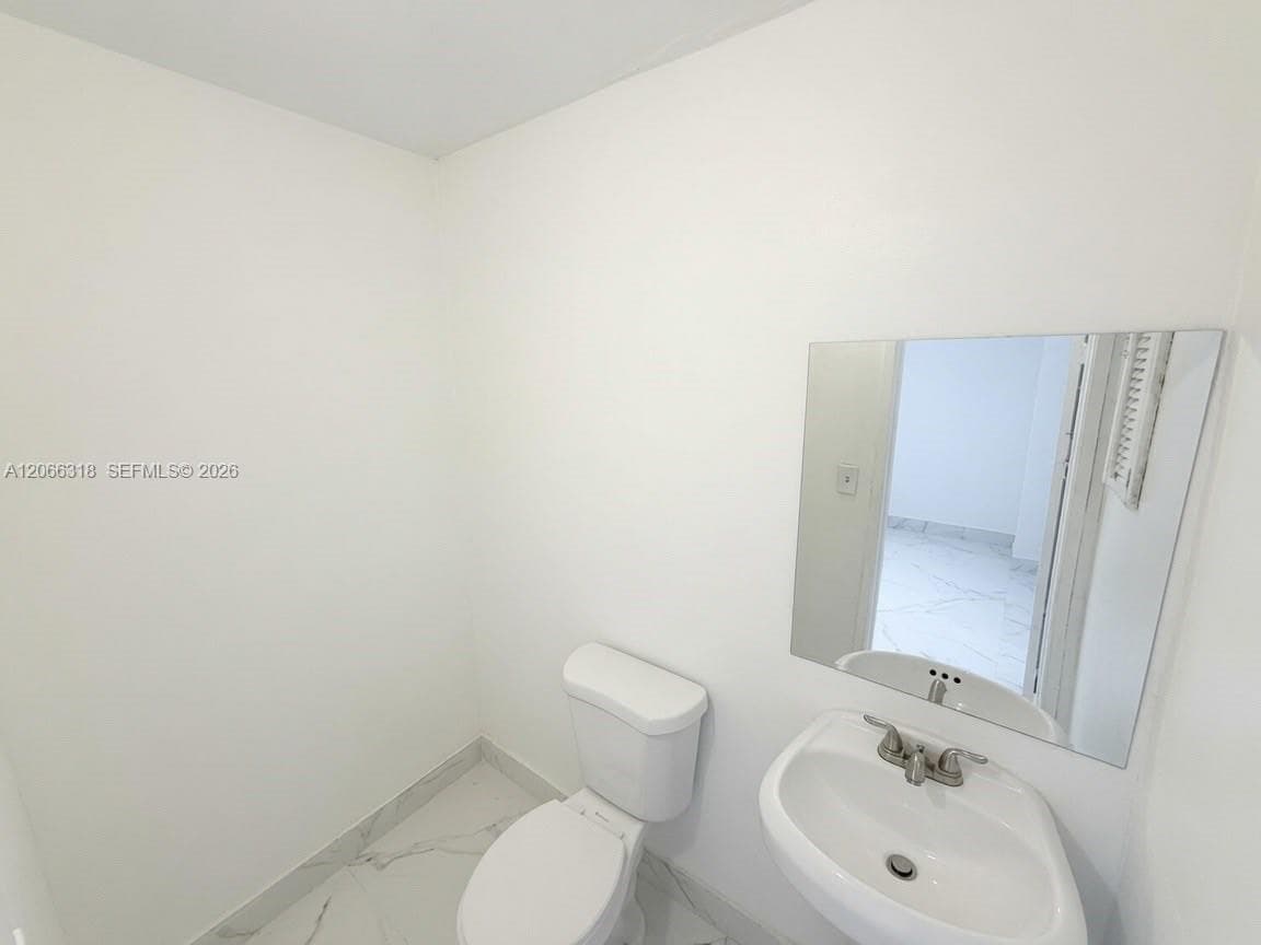 100 SW 15th St # 112, Pompano Beach, FL 33060 photo 4