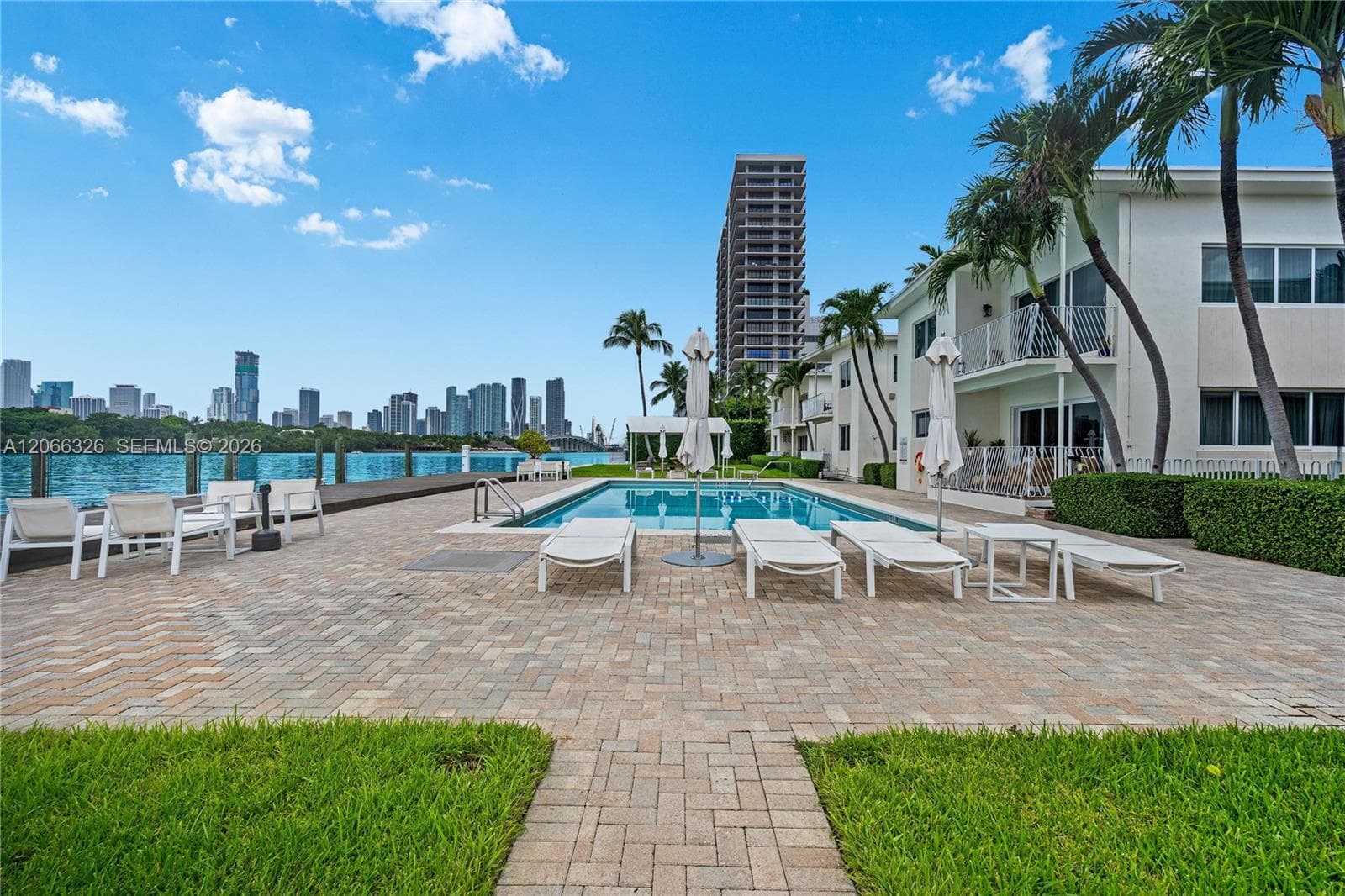1120 Venetian Way # 1C, Miami, FL 33139 photo 2