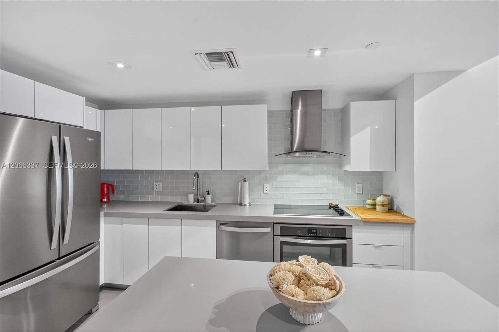 1600 NE 1st Ave # 3515, Miami, FL 33132 photo 2