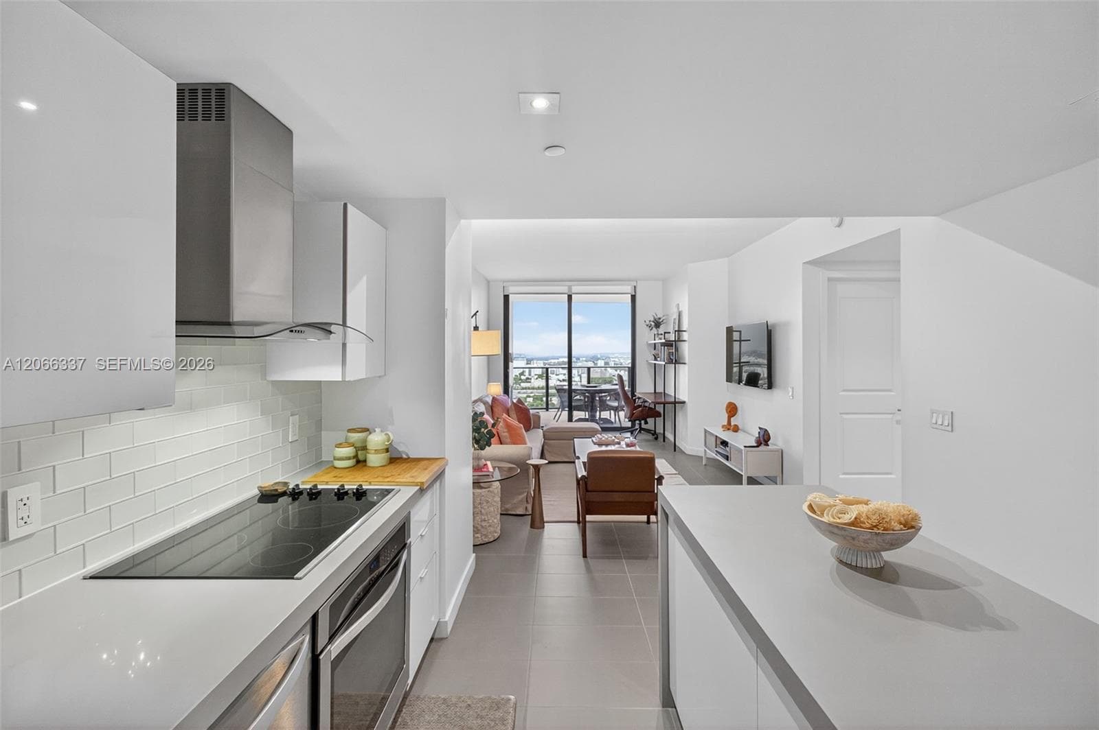 1600 NE 1st Ave # 3515, Miami, FL 33132 photo 4