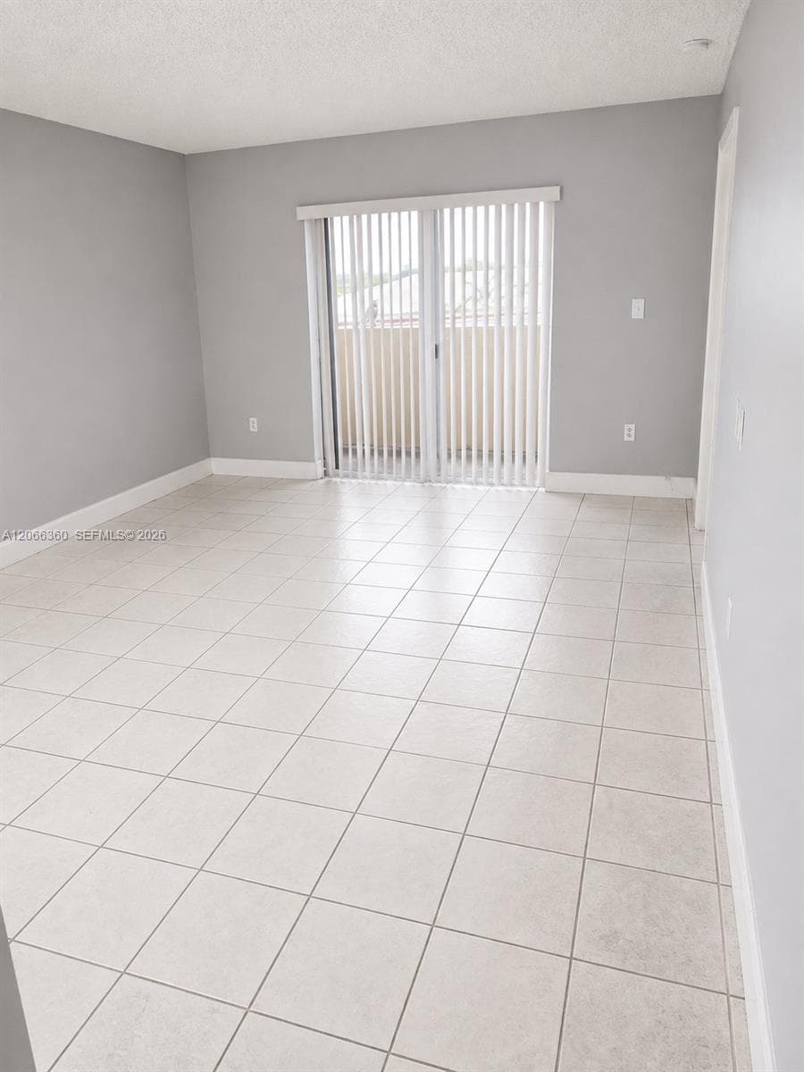 14951 SW 82nd Ln # 17-502, Miami, FL 33193 photo 4