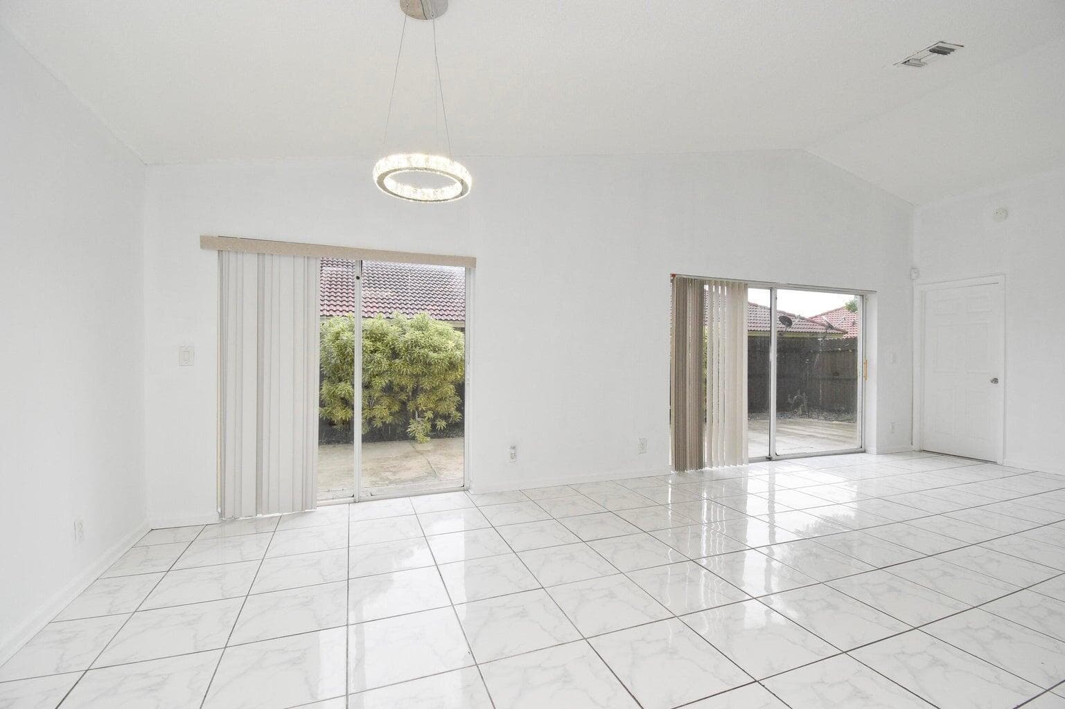 1456 Waterway Cove Drive, Wellington, FL 33414 photo 2