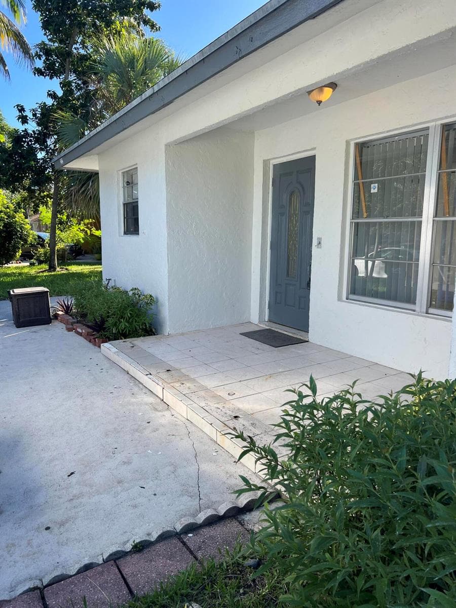 2222 NE 3RD Avenue, Delray Beach, FL 33444 photo 5