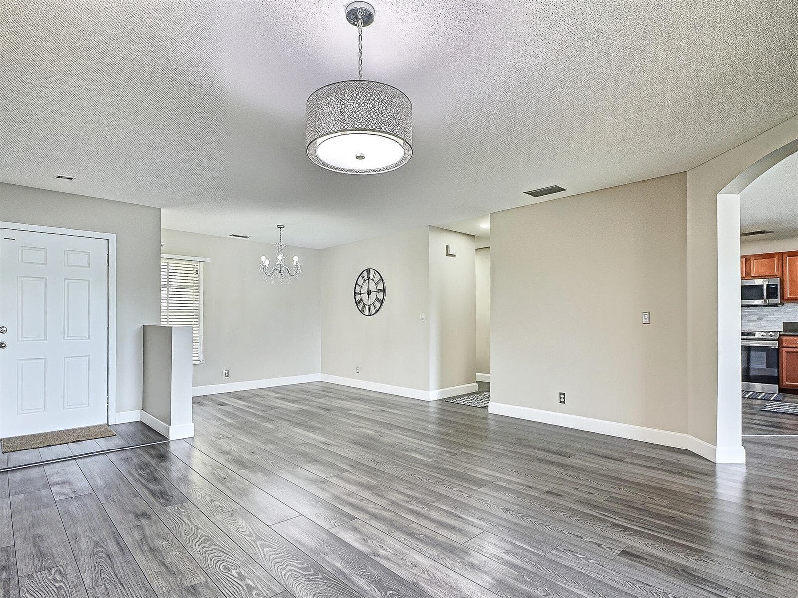 6427 Adriatic Way, West Palm Beach, FL 33413 photo 2