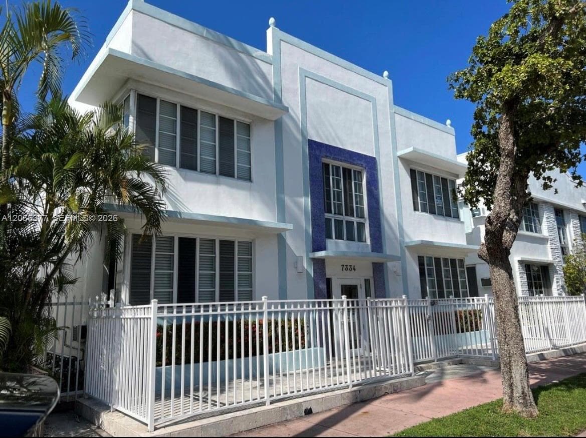 7334 Harding Ave # 4, Miami Beach, FL 33141