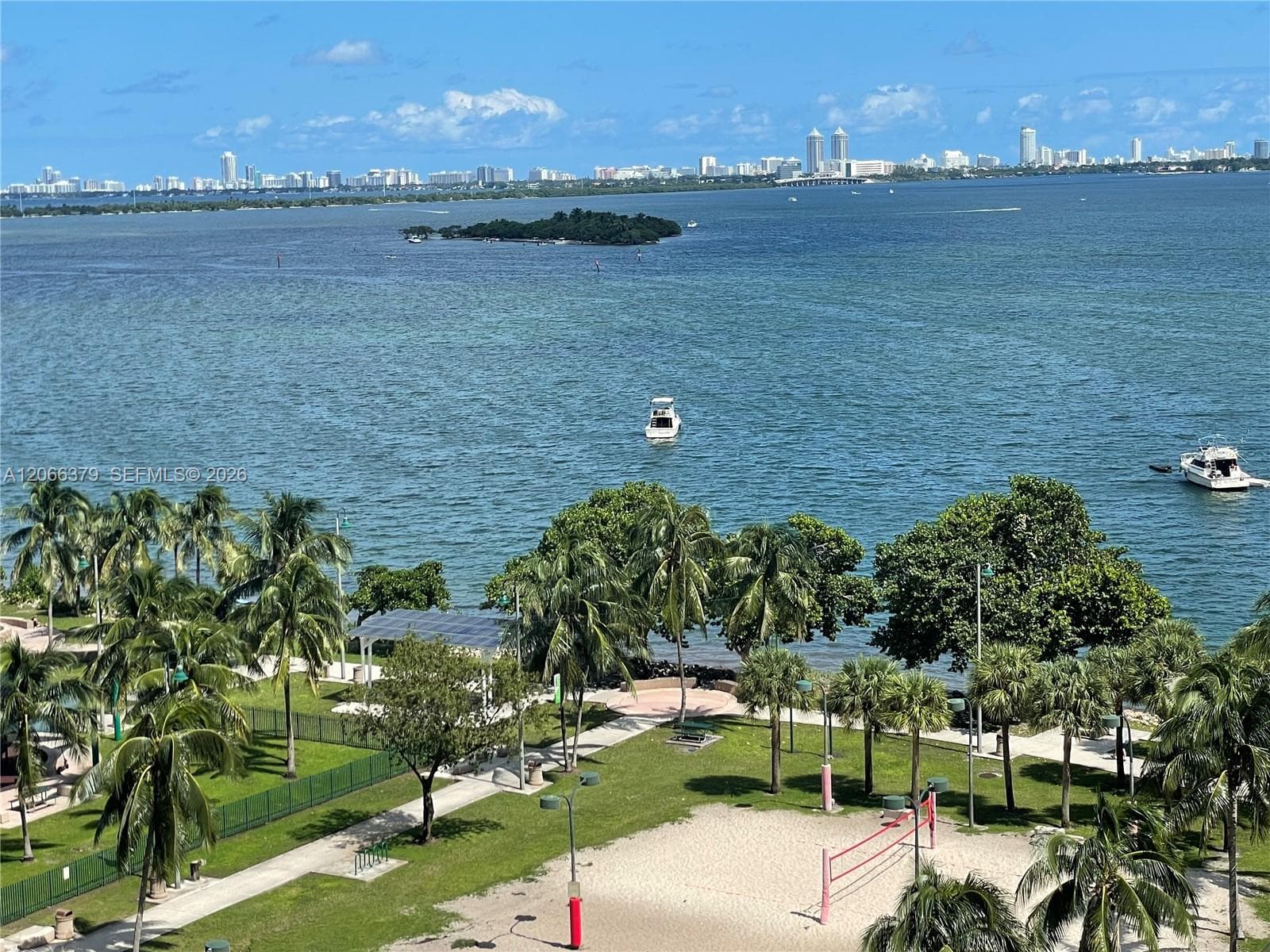 1750 N Bayshore Dr #2810, Miami, FL 33132 photo 2
