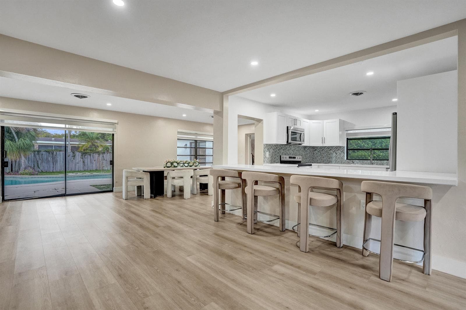 885 Azalea Court, Plantation, FL 33317 photo 5