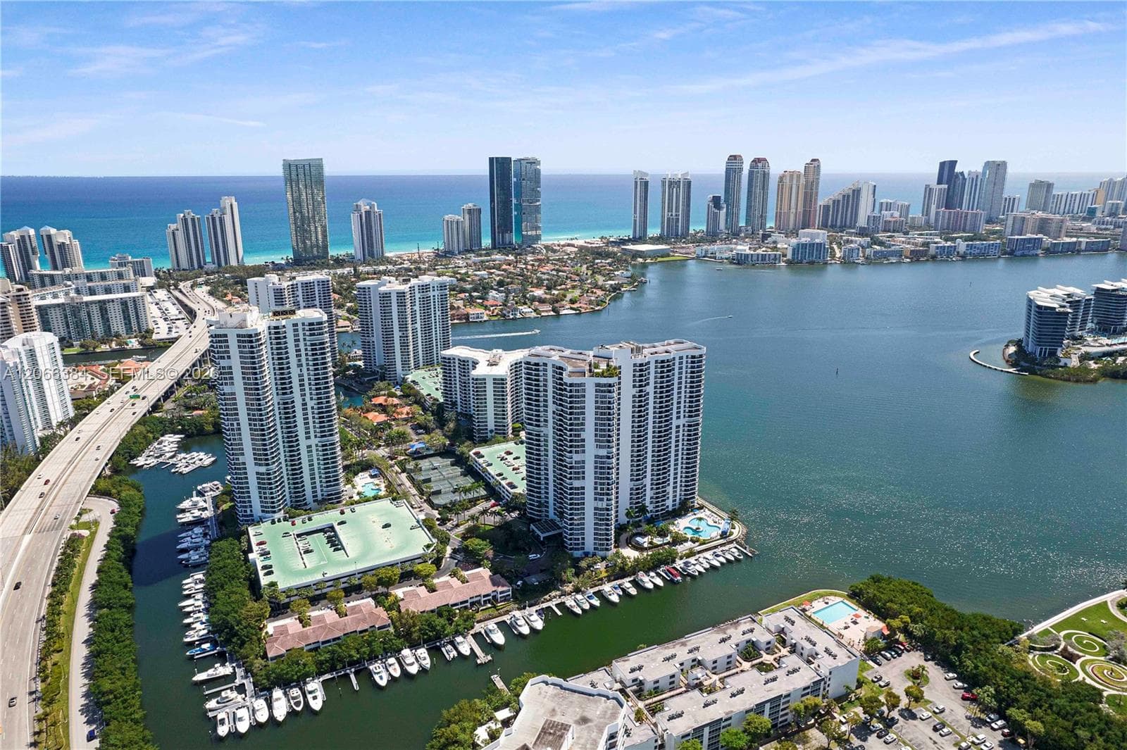 3530 Mystic Pointe Dr # 3214, Aventura, FL 33180 photo 2