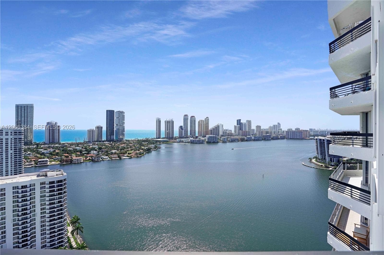 3530 Mystic Pointe Dr # 3214, Aventura, FL 33180
