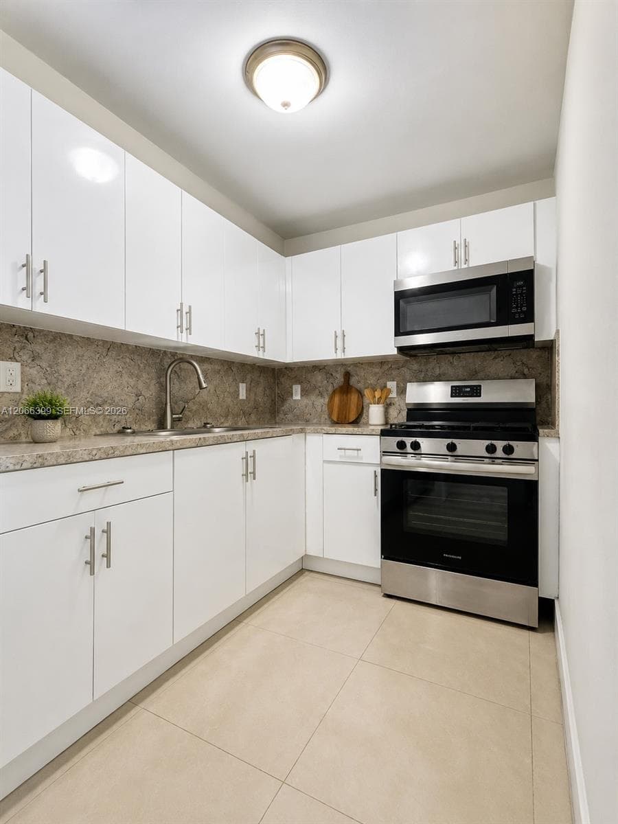 7537 NW 3rd Ave # 1, Miami, FL 33150 photo 4