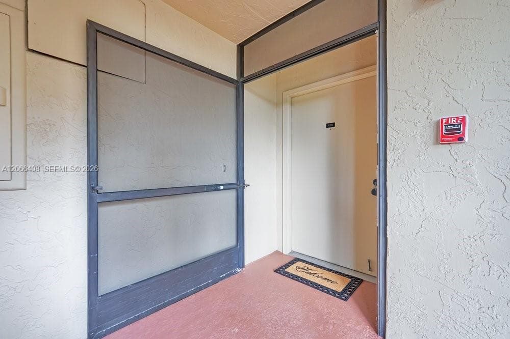 23344 Carolwood Ln # 201, Boca Raton, FL 33428