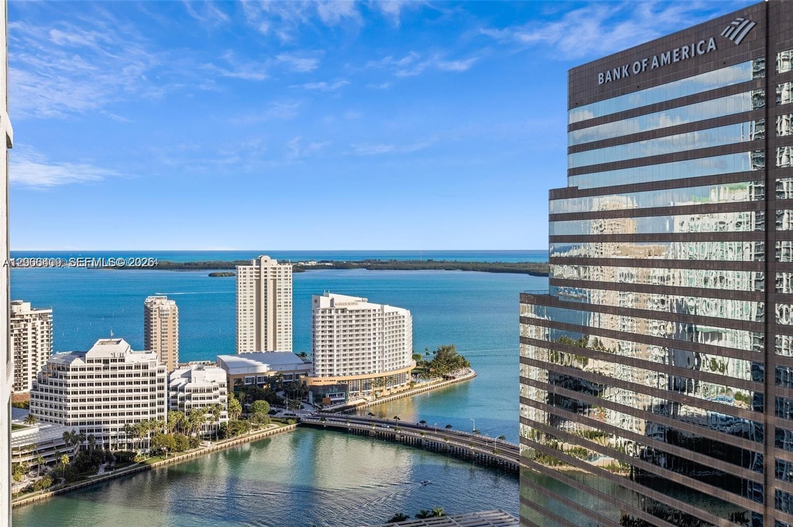 55 SE 6th St # 4102, Miami, FL 33131 photo 3