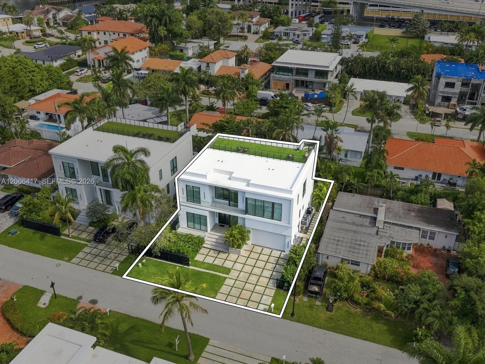 299 190th St, Sunny Isles Beach, FL 33160 photo 4