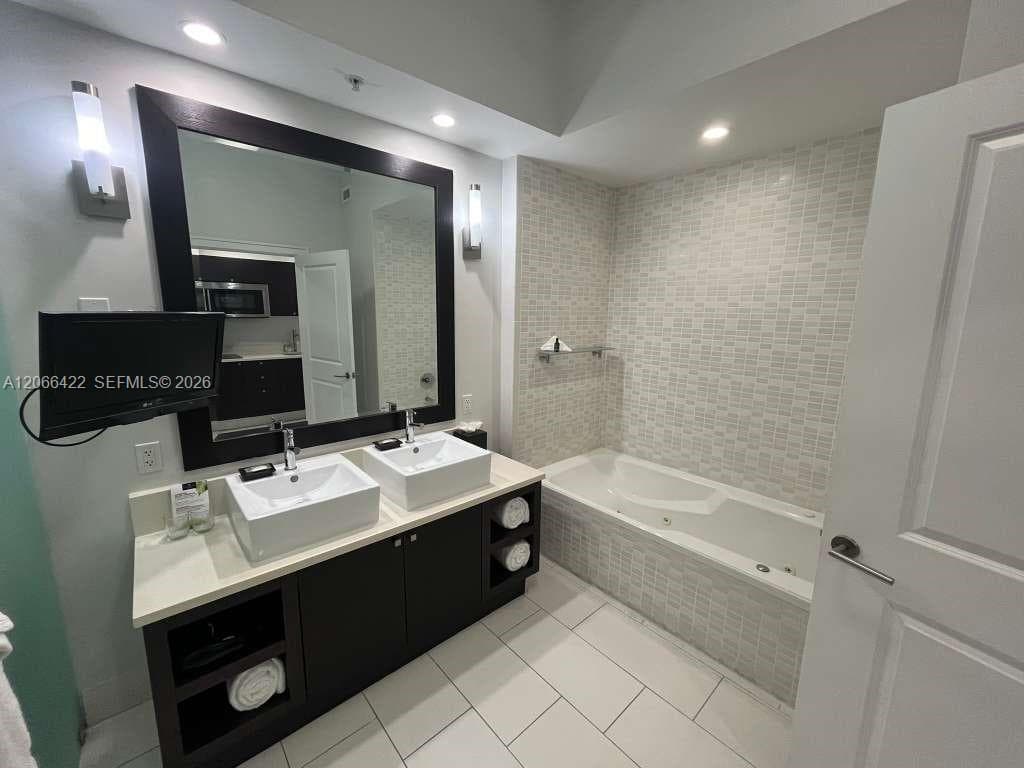 5300 NW 87th Ave # 307, Doral, FL 33178 photo 3