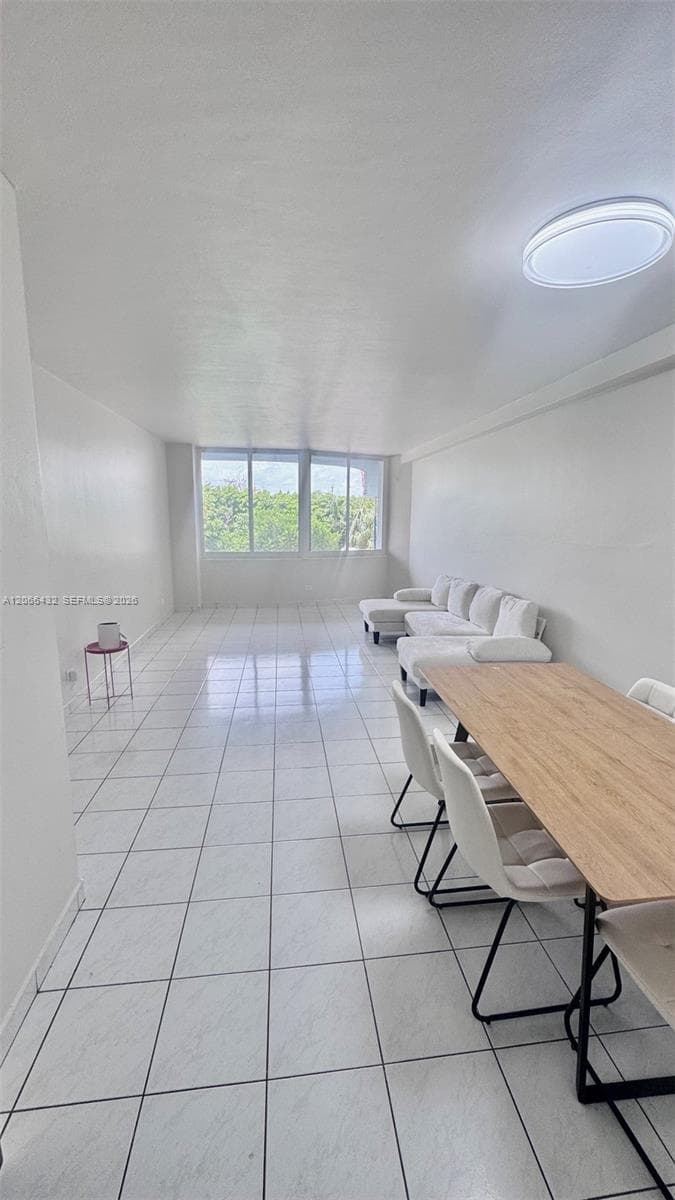 7441 Wayne Ave # 1C, Miami Beach, FL 33141 photo 2