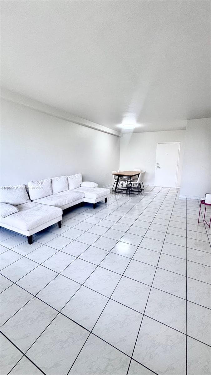 7441 Wayne Ave # 1C, Miami Beach, FL 33141 photo 3