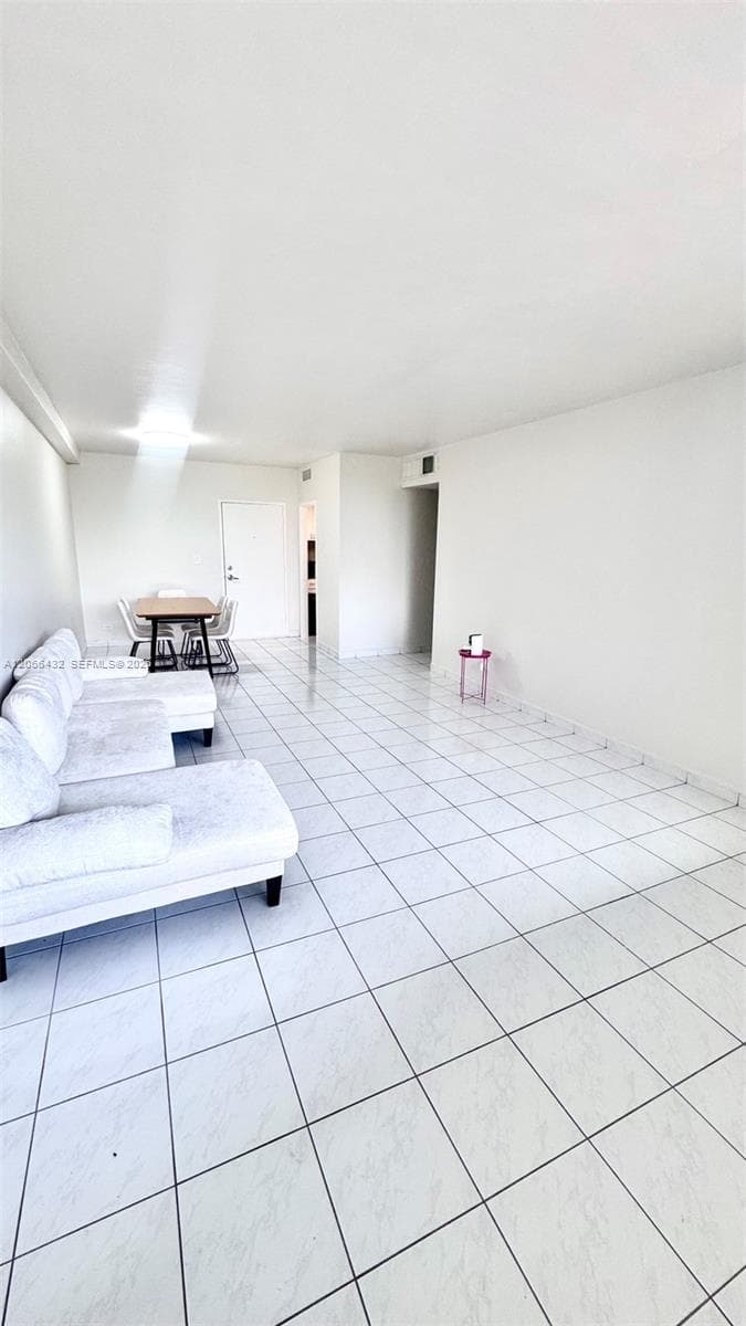 7441 Wayne Ave # 1C, Miami Beach, FL 33141 photo 4