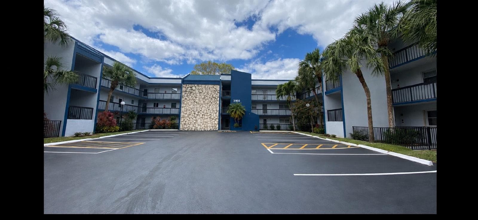 3160 HOLIDAY SPRINGS Boulevard # 7-311, Margate, FL 33063