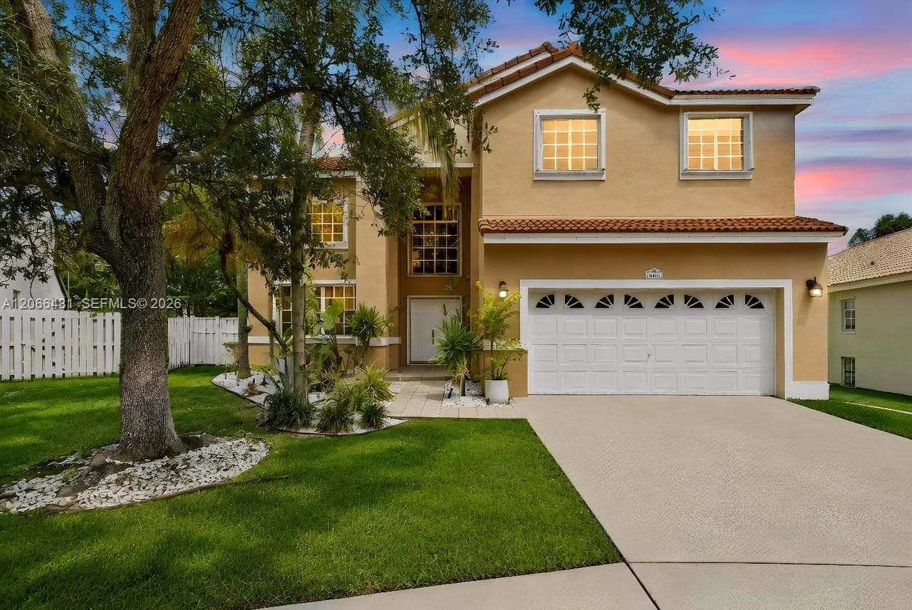 480 Cambridge Dr, Weston, FL 33326 photo 2