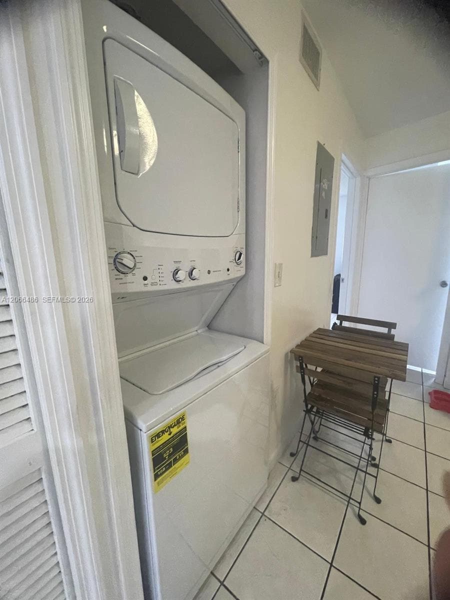 4689 NW 9th St # 207, Miami, FL 33126 photo 5
