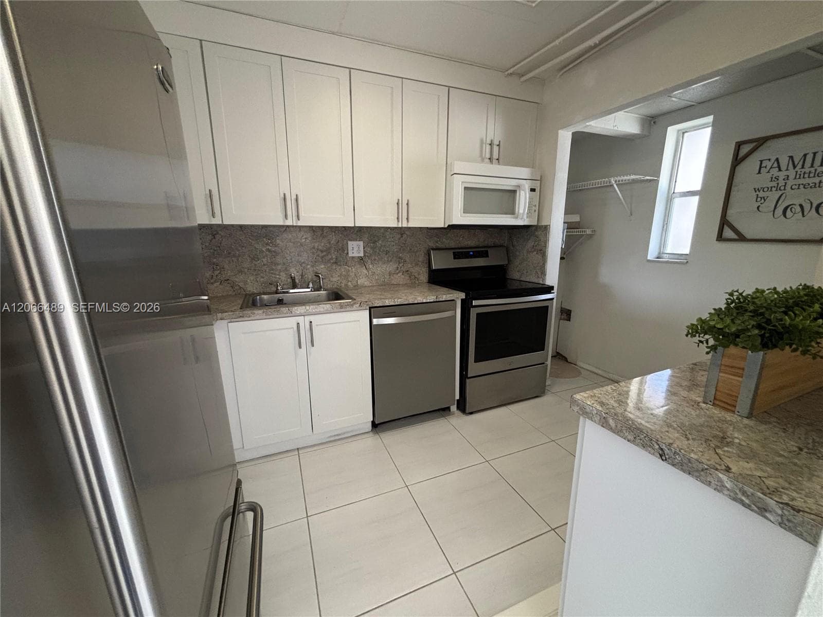 8060 Fairview Dr # 101, Tamarac, FL 33321 photo 3