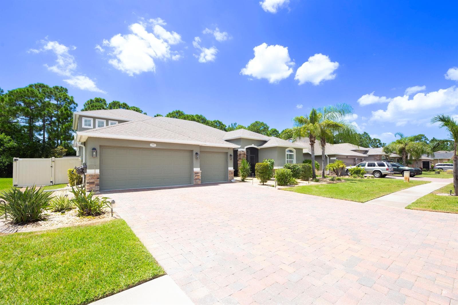539 Easton Forest Circle SE, Palm Bay, FL 32909 photo 5