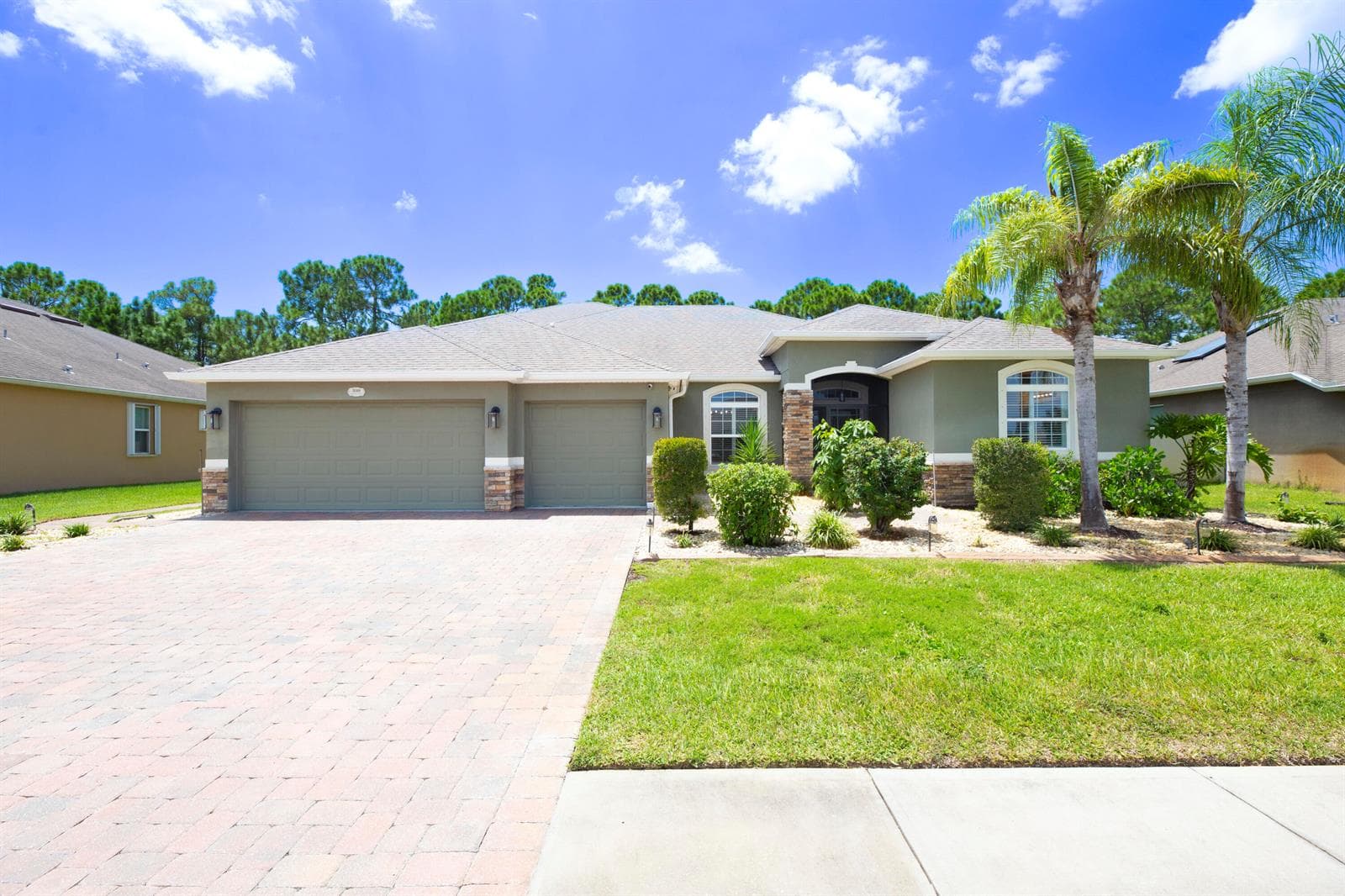 539 Easton Forest Circle SE, Palm Bay, FL 32909 photo 4