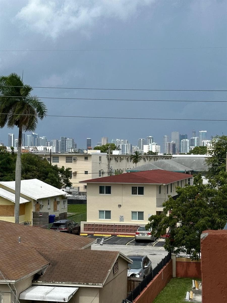 2921 SW 10th St # 33, Miami, FL 33135 photo 2