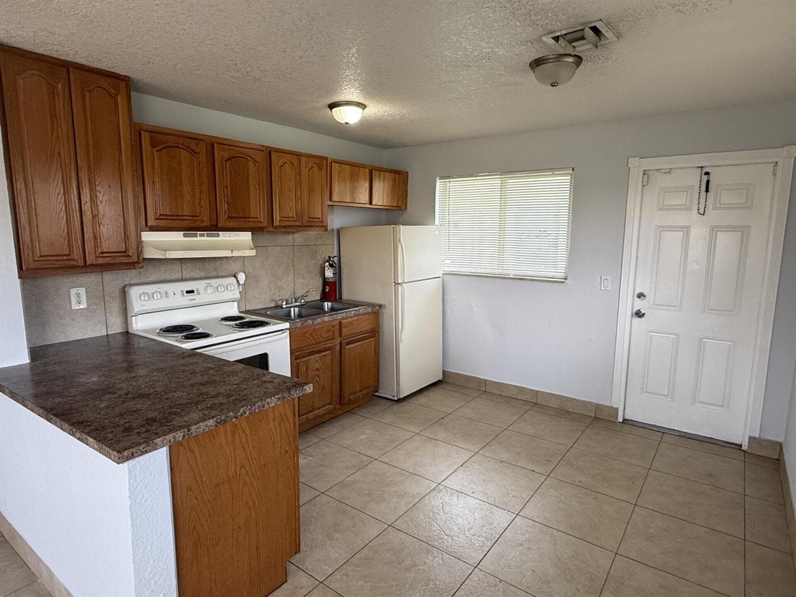 2820 Avenue S # 8, Riviera Beach, FL 33404 photo 3