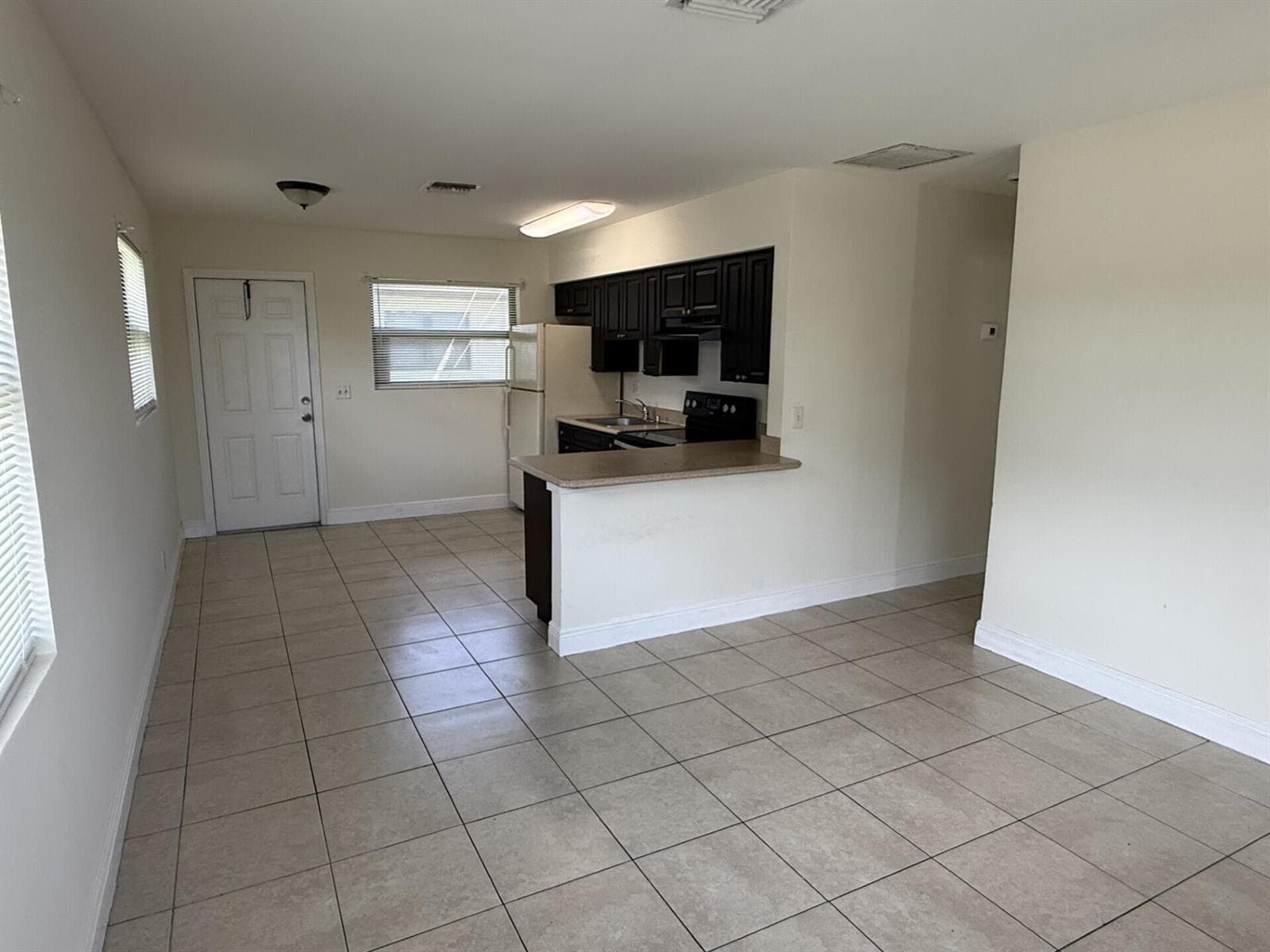 2820 Avenue S # A1, Riviera Beach, FL 33404 photo 3