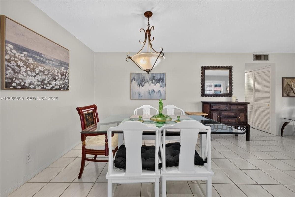 180 NE 12th Ave # 11D, Hallandale Beach, FL 33009 photo 3