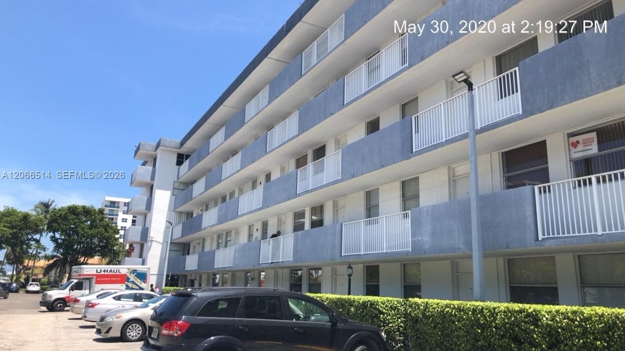 1801 S Treasure Dr # 401, North Bay Village, FL 33141 photo 3