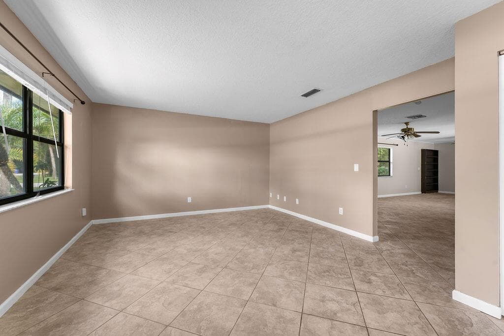 3596 12TH Street SW, Vero Beach, FL 32968 photo 5