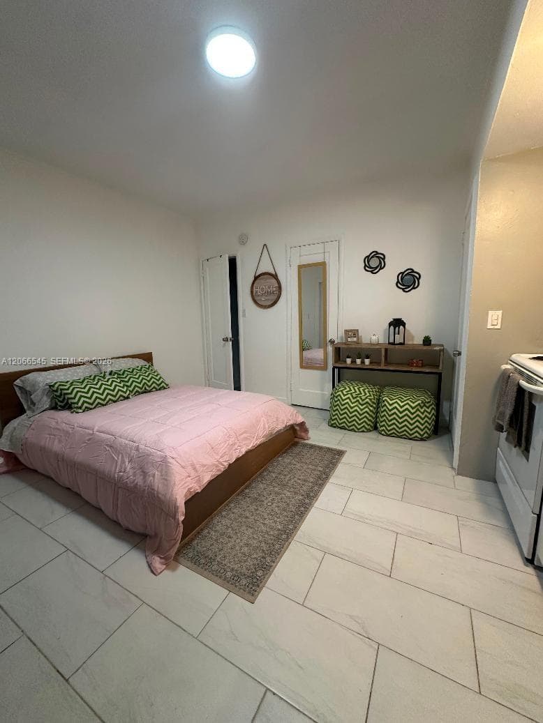 1293 NE 109th St # 3, Miami, FL 33161