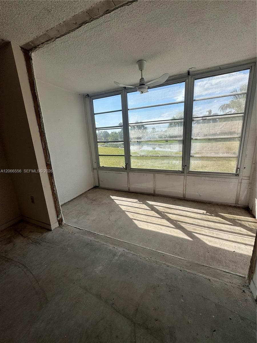 8325 Sunrise Lakes Blvd # 112, Sunrise, FL 33322 photo 3