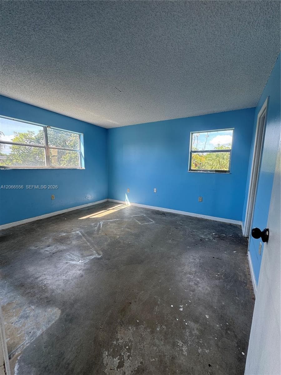 8325 Sunrise Lakes Blvd # 112, Sunrise, FL 33322 photo 5
