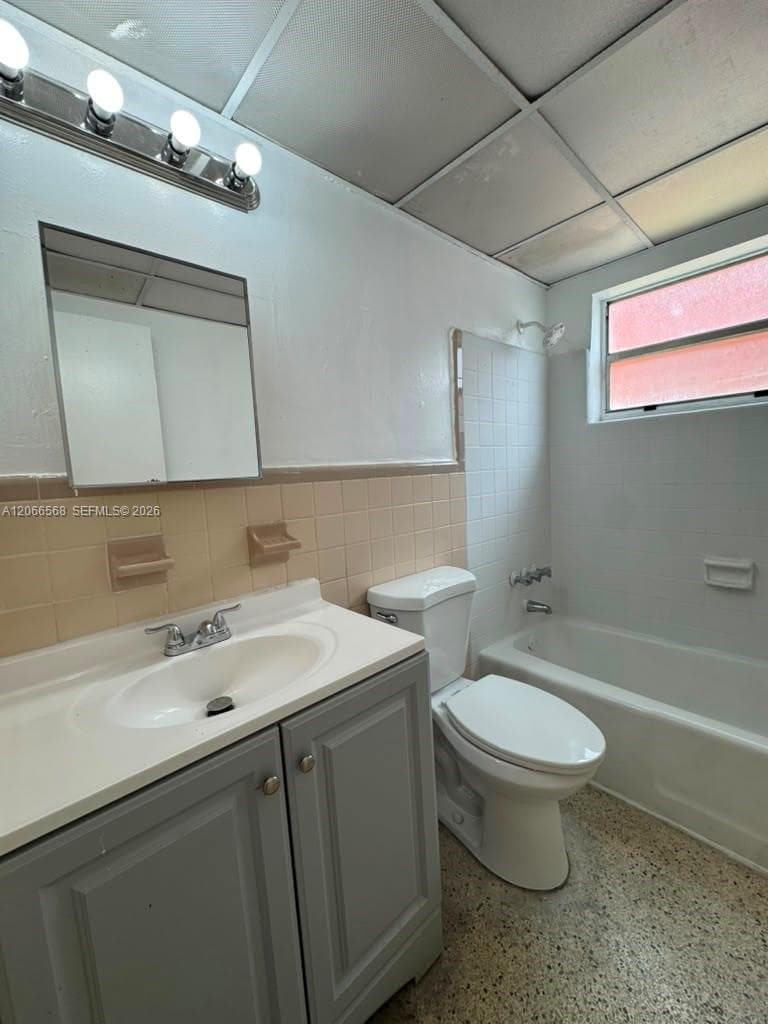 735 W 15th St # 4, Hialeah, FL 33010