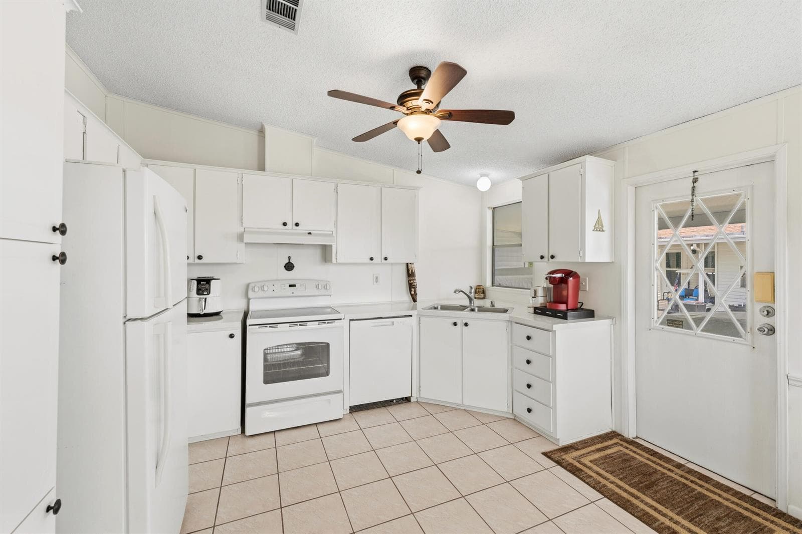 3179 Columbrina Circle, Port St. Lucie, FL 34952 photo 4