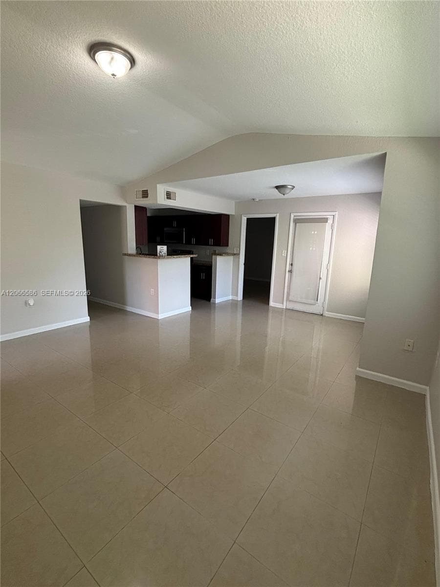 15591 SW 105th Ter # 511, Miami, FL 33196 photo 3
