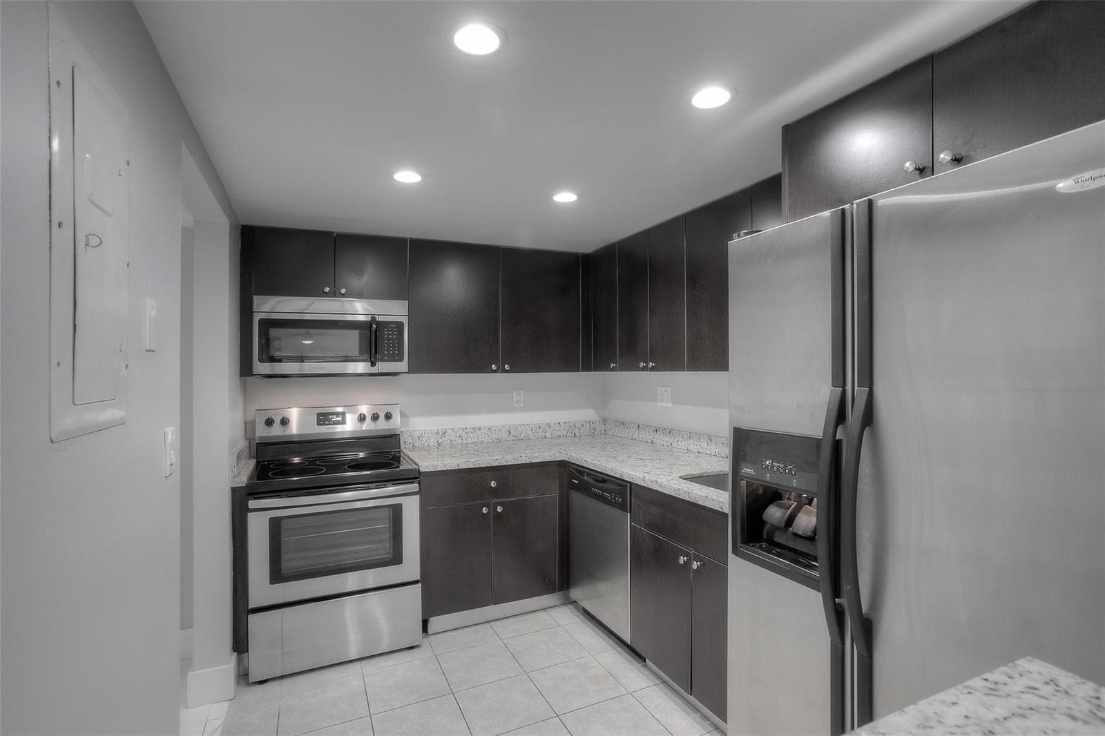 303 RACQUET CLUB Road # 312, Weston, FL 33326 photo 2