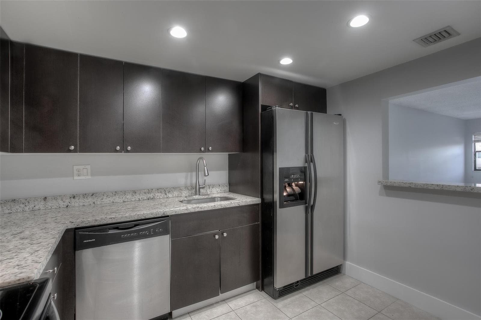 303 RACQUET CLUB Road # 312, Weston, FL 33326 photo 3