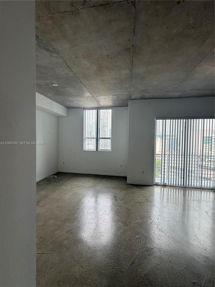 234 NE 3rd St # 1603, Miami, FL 33132 photo 2