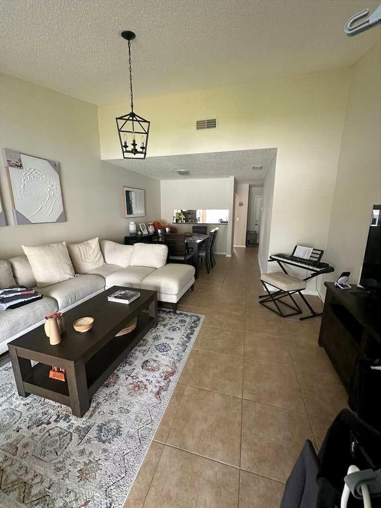 134 Oakwood Drive, Jupiter, FL 33458 photo 3