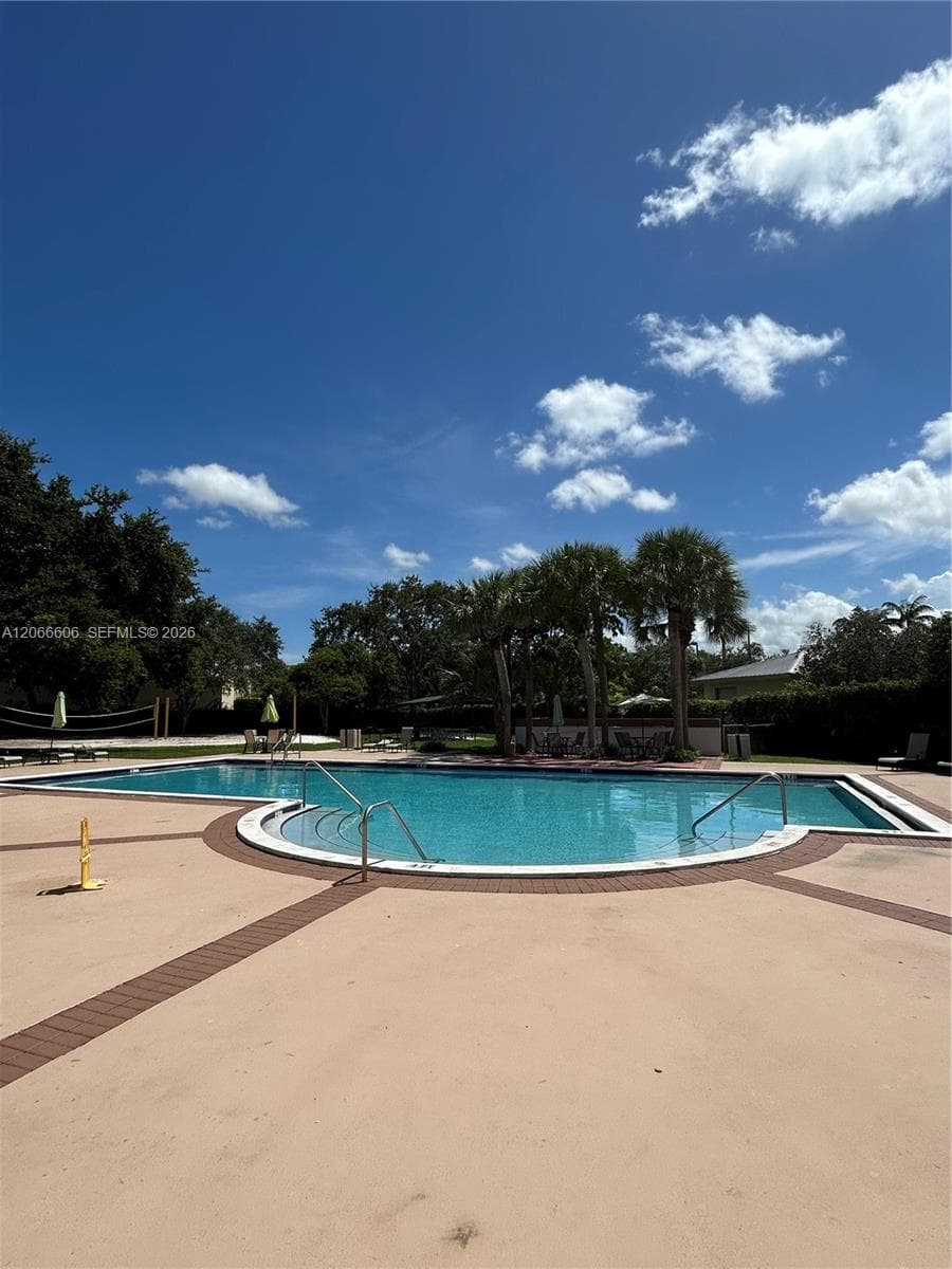 9702 Hammocks Blvd # 203, Miami, FL 33196 photo 3