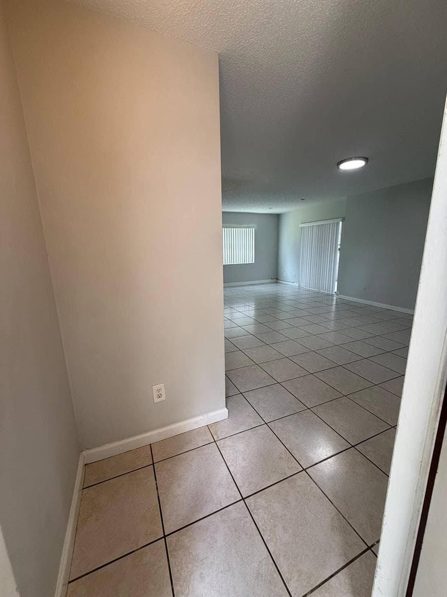 3647 NW 94TH Avenue # 4H, Sunrise, FL 33351 photo 4