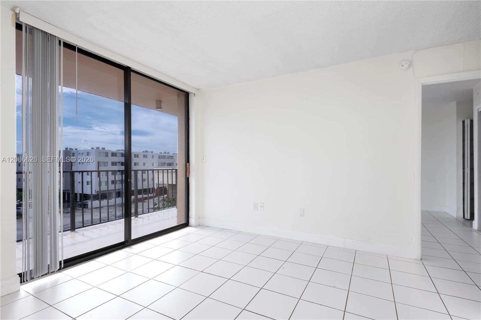 16751 NE 9th Ave # 401, North Miami Beach, FL 33162 photo 5