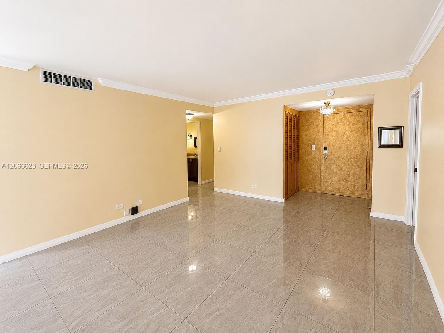 251 174th St # 706, Sunny Isles Beach, FL 33160 photo 4