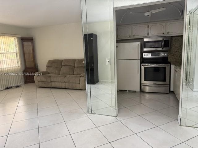 45 Mansfield B # 45, Boca Raton, FL 33434 photo 5